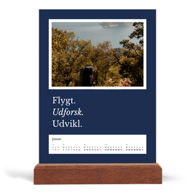 Staffeli kalender - stående  — Redaktionel Jord [Januar]
