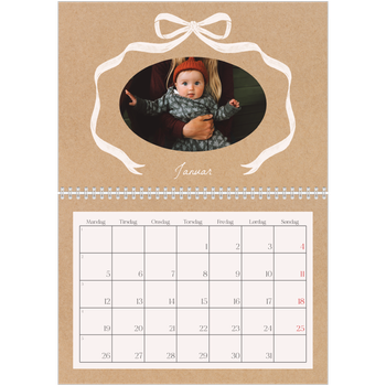 Fotokalender A4 dobbelt — Ramme med sløjfe