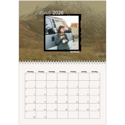 Fotokalender A4 dobbelt (30 x 40 cm) — Eventrylyst [Marts]