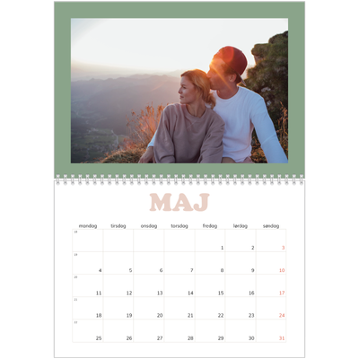 Fotokalender A4 dobbelt (30 x 40 cm) — Retro rammer [kalender forside]