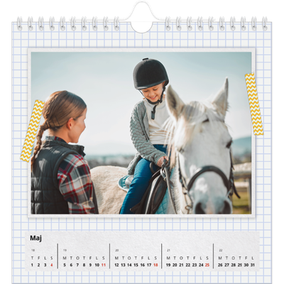 Årskalender kvadratisk — Naturmatriale og tape [kalender forside]