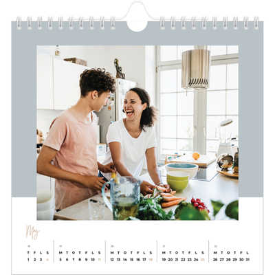 Årskalender kvadratisk — Jordiske rammer [kalender forside]