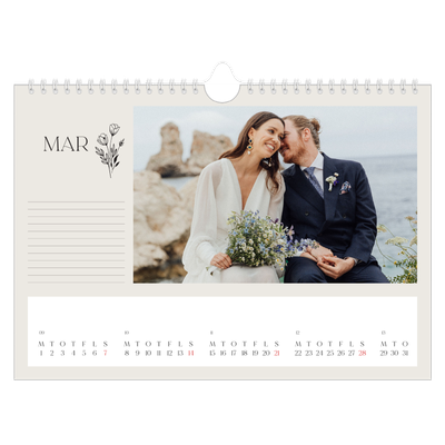 Fotokalender A4 — Initialer i blomst [Marts]