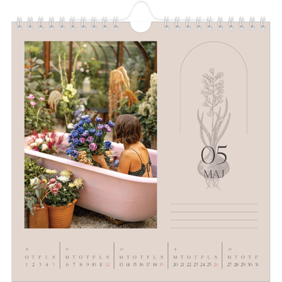 Årskalender kvadratisk — Enkel botanisk [kalender forside]