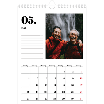 Fotokalender A4 (20 x 30 cm) — Serif og øjeblikke [kalender forside]
