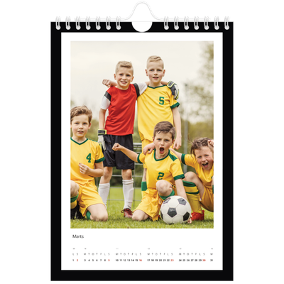 A5 Foto Kalender — Sort baggrund [Marts]