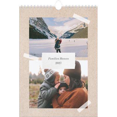 A4 Familiekalender — Naturlig familiekalender - Familie på 3 [kalender forside]