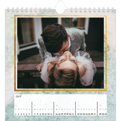 Årskalender kvadratisk — Guld og mamor [April]