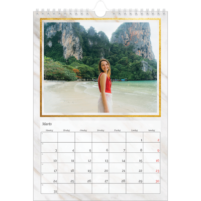 Fotokalender A4 (20 x 30 cm) — Guld og mamor [Marts]