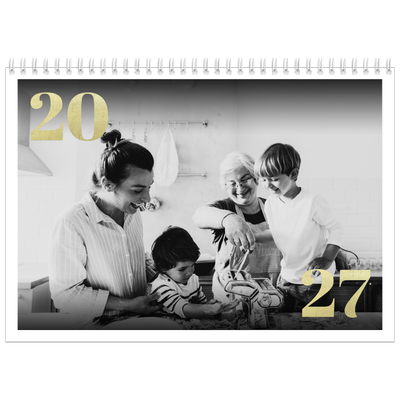 Fotokalender A4 dobbelt (30 x 40 cm) — Store tal i glitter [kalender forside]