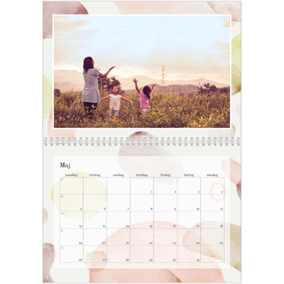 Fotokalender A4 dobbelt (30 x 40 cm) — Akvarelspot [kalender forside]