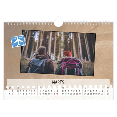 Fotokalender A4 — Parts unknown [Marts]