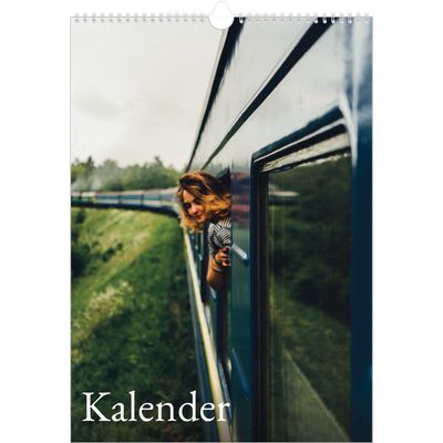 Årskalender A3 — Simpel serif [kalender forside]