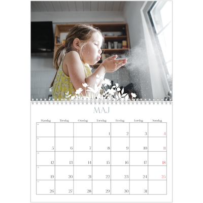 Fotokalender A4 dobbelt (30 x 40 cm) — Blomstmotiv [kalender forside]