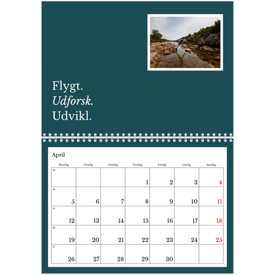 Fotokalender A4 dobbelt (30 x 40 cm) — Redaktionel Jord [April]