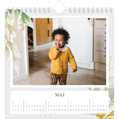 Årskalender kvadratisk — Naturlig akvarel [kalender forside]