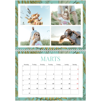 Fotokalender A4 dobbelt (30 x 40 cm) — Blomstret tapet [Marts]
