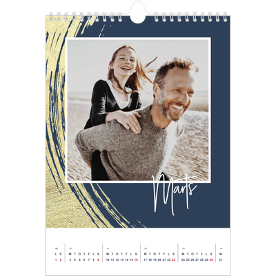 Fotokalender A4 (20 x 30 cm) — Gylne penselstrøk [Marts]