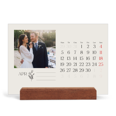 Staffeli kalender - liggende  — Initialer i blomst [April]