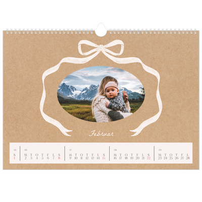 A3 Foto Kalender — Ramme med sløjfe [Februar]