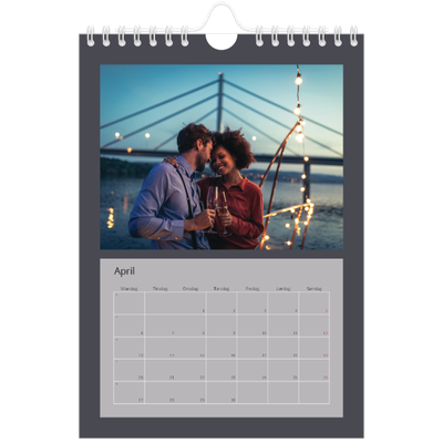 A5 Foto Kalender — Stilrene farver [April]