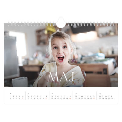 Fotokalender A4 — Tolv store måneder [kalender forside]
