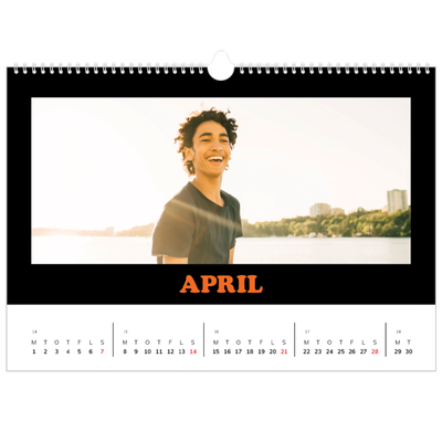 Fotokalender A4 — Sjov type [August]