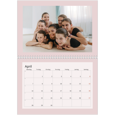 Fotokalender A4 dobbelt (30 x 40 cm) — Neo Scandi [April]