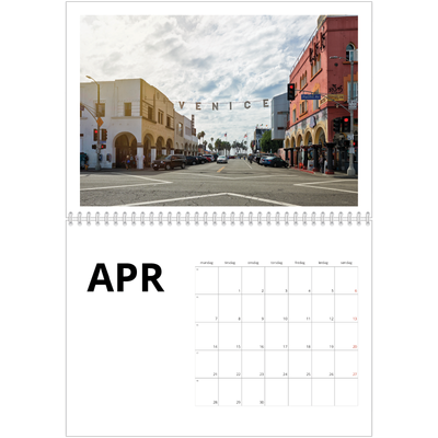 Fotokalender A4 dobbelt (30 x 40 cm) — White space [April]