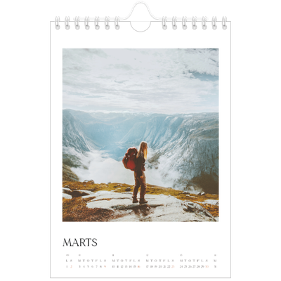 A5 Foto Kalender — Surfing i solnedgangen [Marts]