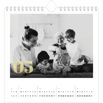 Årskalender kvadratisk — Store tal i glitter [kalender forside]