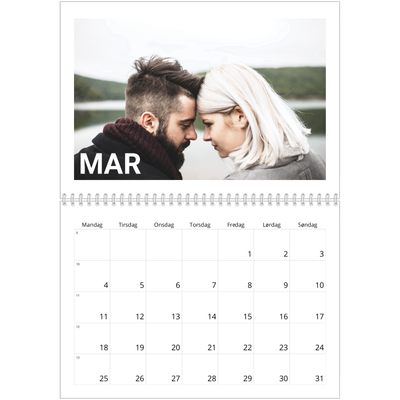 Fotokalender A4 dobbelt (30 x 40 cm) — Stor måned [Marts]