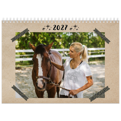 Fotokalender A4 dobbelt (30 x 40 cm) — Naturmatriale og tape [kalender forside]