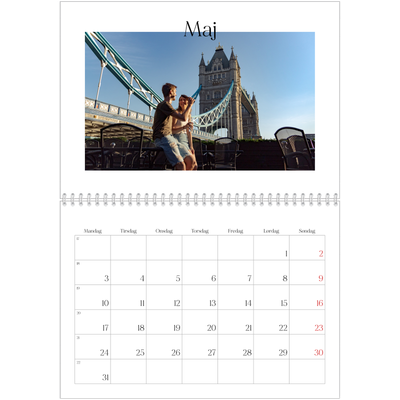 Fotokalender A4 dobbelt (30 x 40 cm) — Min rejseskildring [Maj]