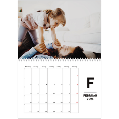 Fotokalender A4 dobbelt (30 x 40 cm) — Bogstav i fokus [Februar]