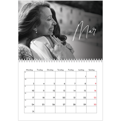 Fotokalender A4 dobbelt (30 x 40 cm) — Elegant skrift [Marts]