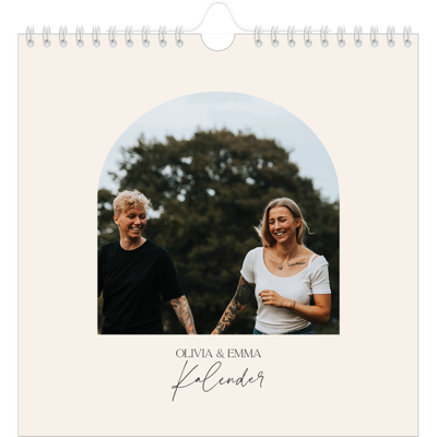 Årskalender kvadratisk — Buet billederamme [kalender forside]
