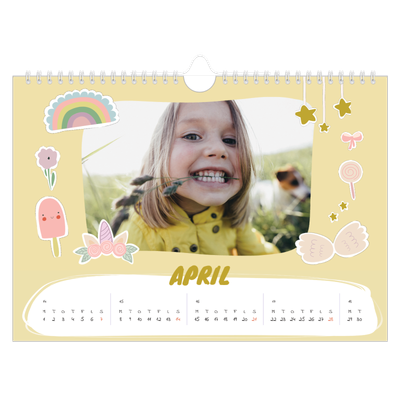 Fotokalender A4 — Regnbue enhjørning [April]