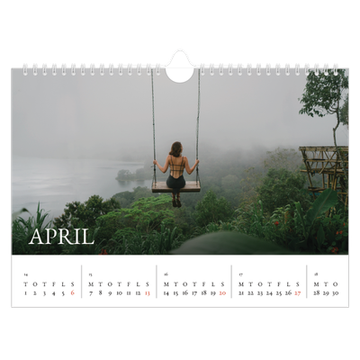 Fotokalender A4 — Simpel serif [April]