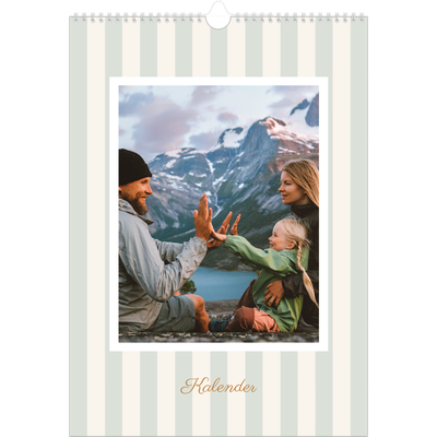 Årskalender A3 — Skrift og striber [kalender forside]