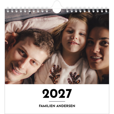 Årskalender kvadratisk — Bogstav i fokus [kalender forside]