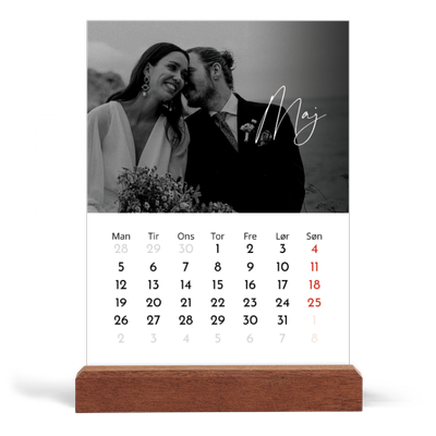 Staffeli kalender - stående  — Elegant skrift [kalender forside]