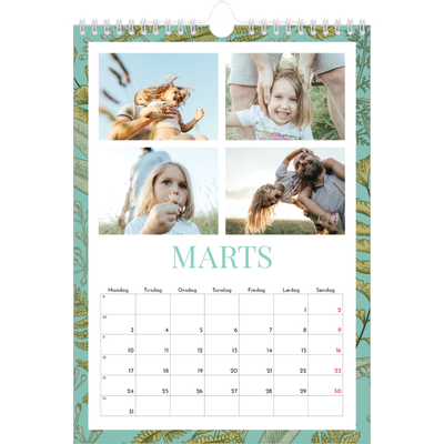 Fotokalender A4 (20 x 30 cm) — Blomstret tapet [Marts]