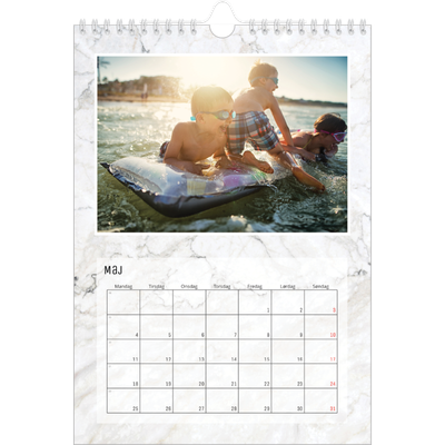 Fotokalender A4 (20 x 30 cm) — Marmorbaggrunde [kalender forside]