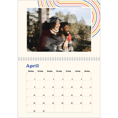 Fotokalender A4 dobbelt (30 x 40 cm) — Retro striber [April]